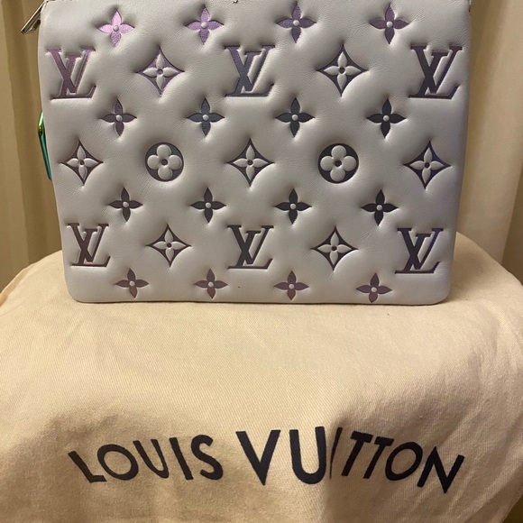 Louis Vuitton Gray Coussin Leather Bag with Iridescent Chain - Picture 7 of 9